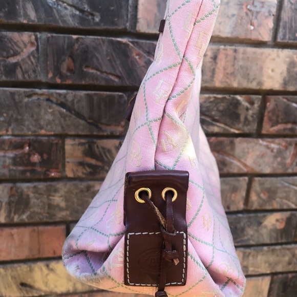 Vintage Dooney and Bourke handbag! Gorgeous pink! - Picture 6 of 7